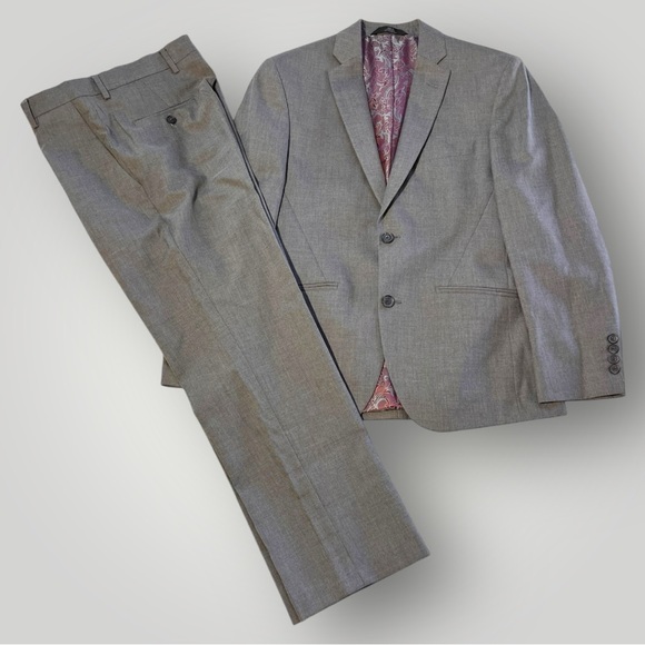 Haggar Other - Haggar Gray Slim Fit Suit Trousers Blazer 32”x30” 38S
